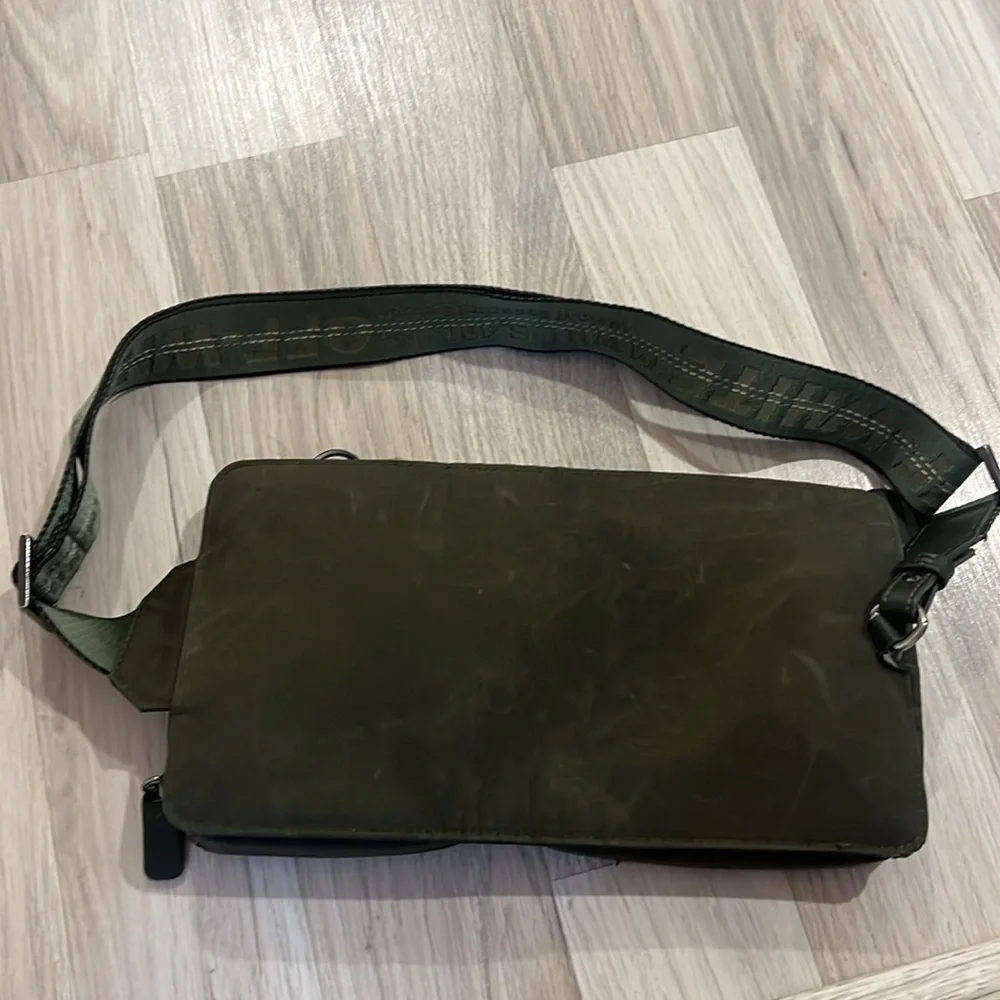 Rare Off-White multi compartment crossbody bag